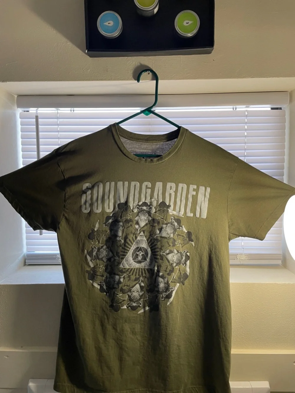 NWOT Soundgarden Spring 2017 Tour Tee (XL) - Picture 2 of 7